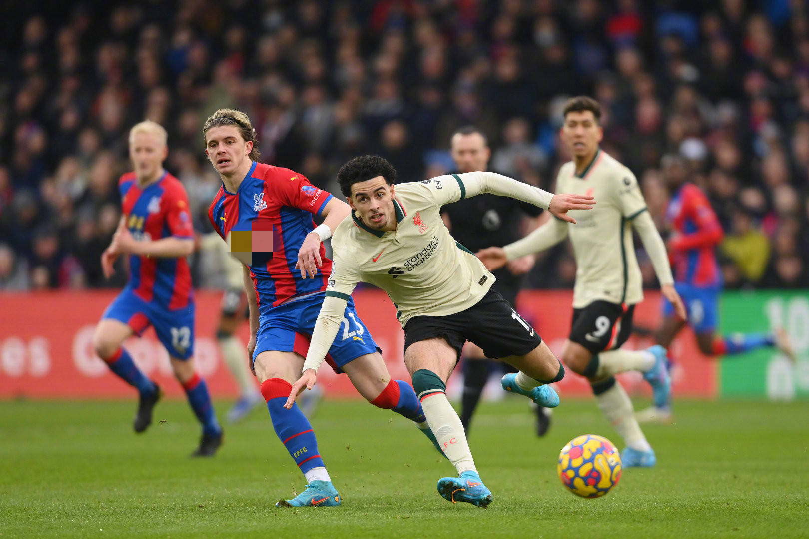 随着多个英 随着多个英